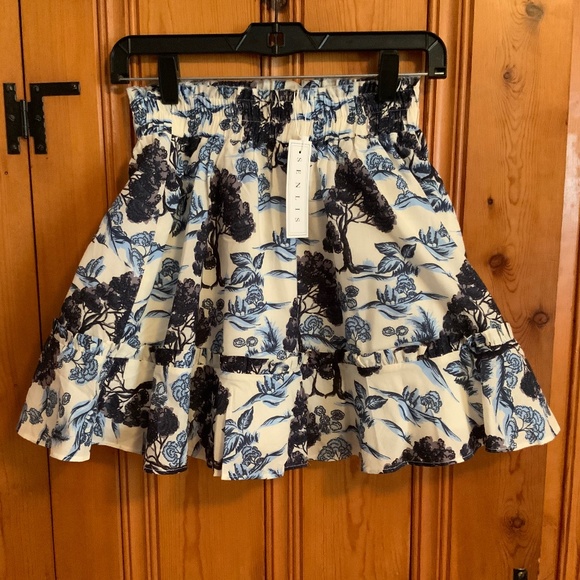 Senlis Dresses & Skirts - NWT Navy & White Mini Skirt